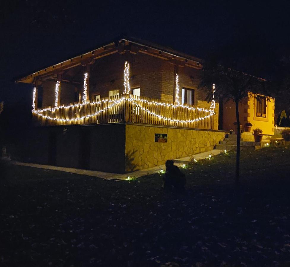 Kuca Za Uzivanje Valjevo Luaran gambar