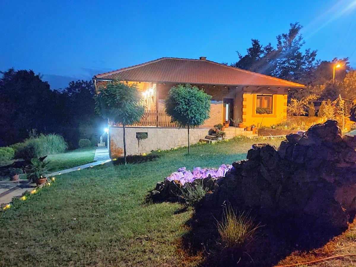 Kuca Za Uzivanje Valjevo Luaran gambar