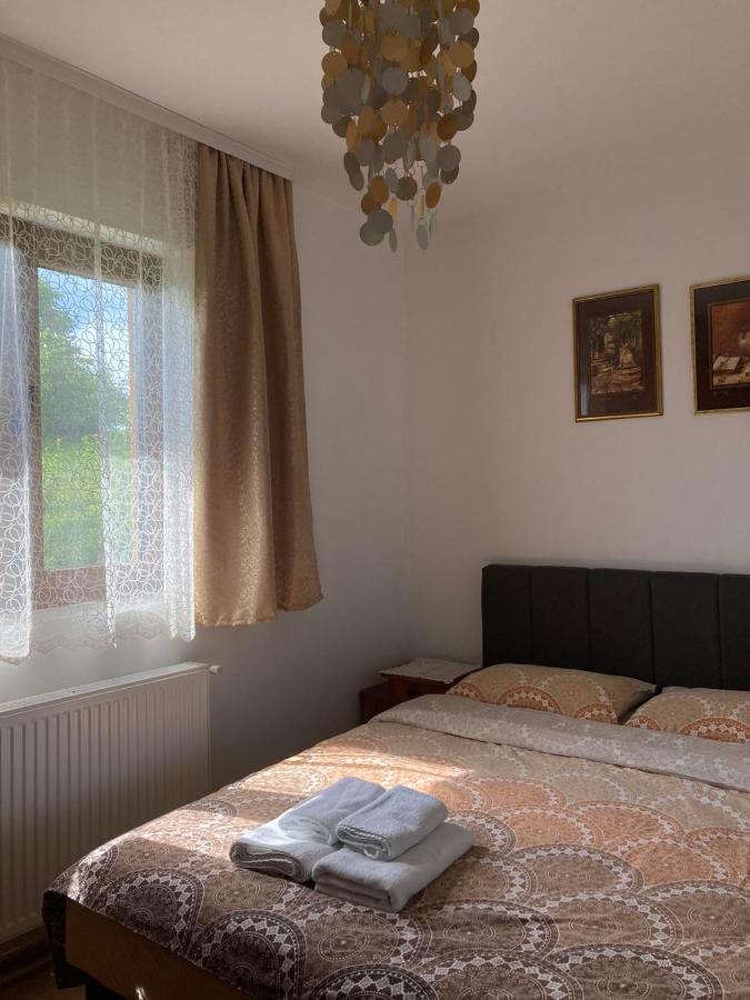 Kuca Za Uzivanje Valjevo Luaran gambar