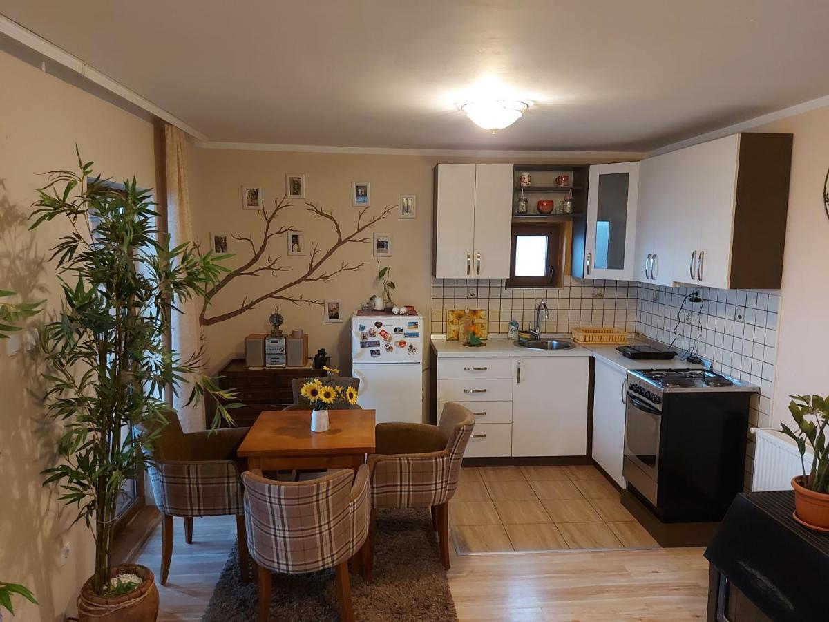 Kuca Za Uzivanje Valjevo Luaran gambar